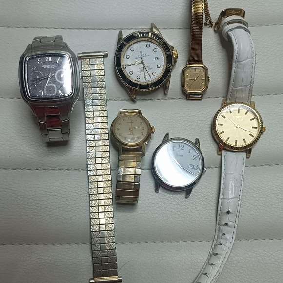 Watches - Picture 1 of 5